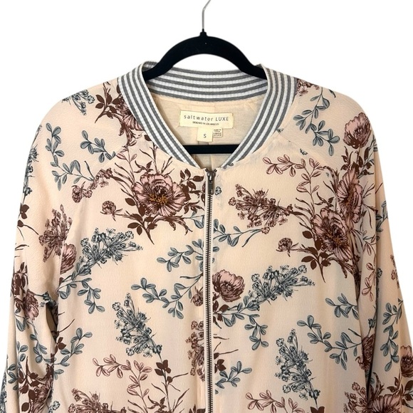 Saltwater LUXE Crossfire Bomber- Floral Mix Print Bomber- Size Small - Picture 3 of 10